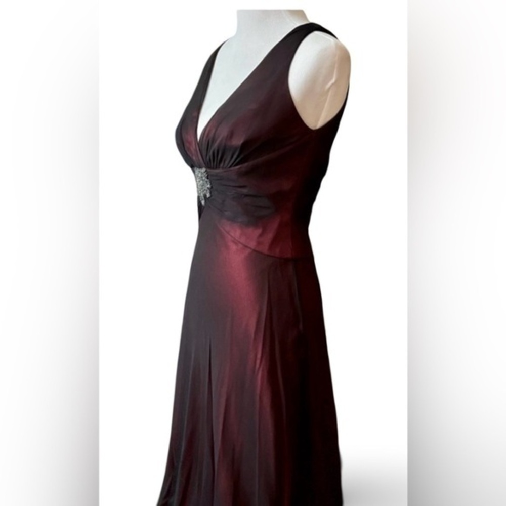 JONES WEAR🍒SZ 6🍒BLACK AND RED JEWELED GATHERED CHIFFON EVENING  DRESS